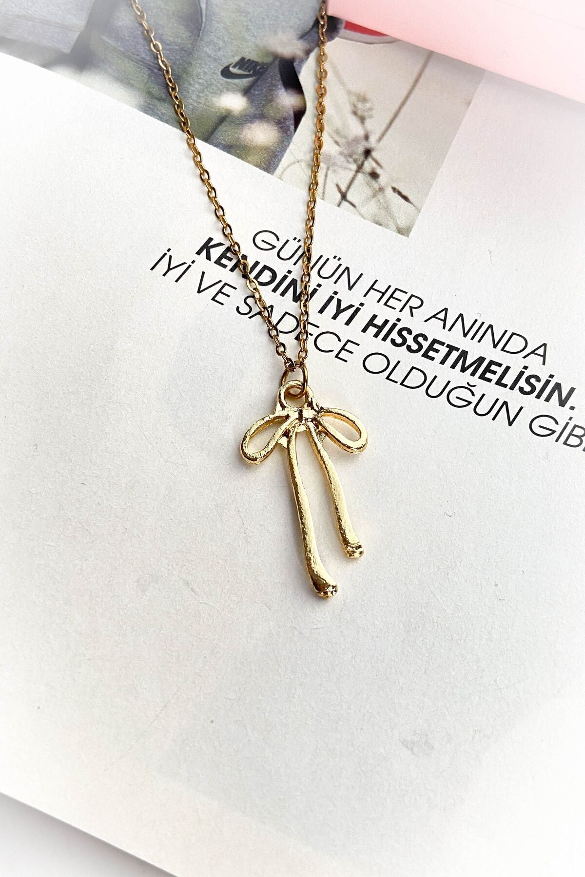 Çelik Altın Renk İnce Zincir Kurdele Çelik Kolye