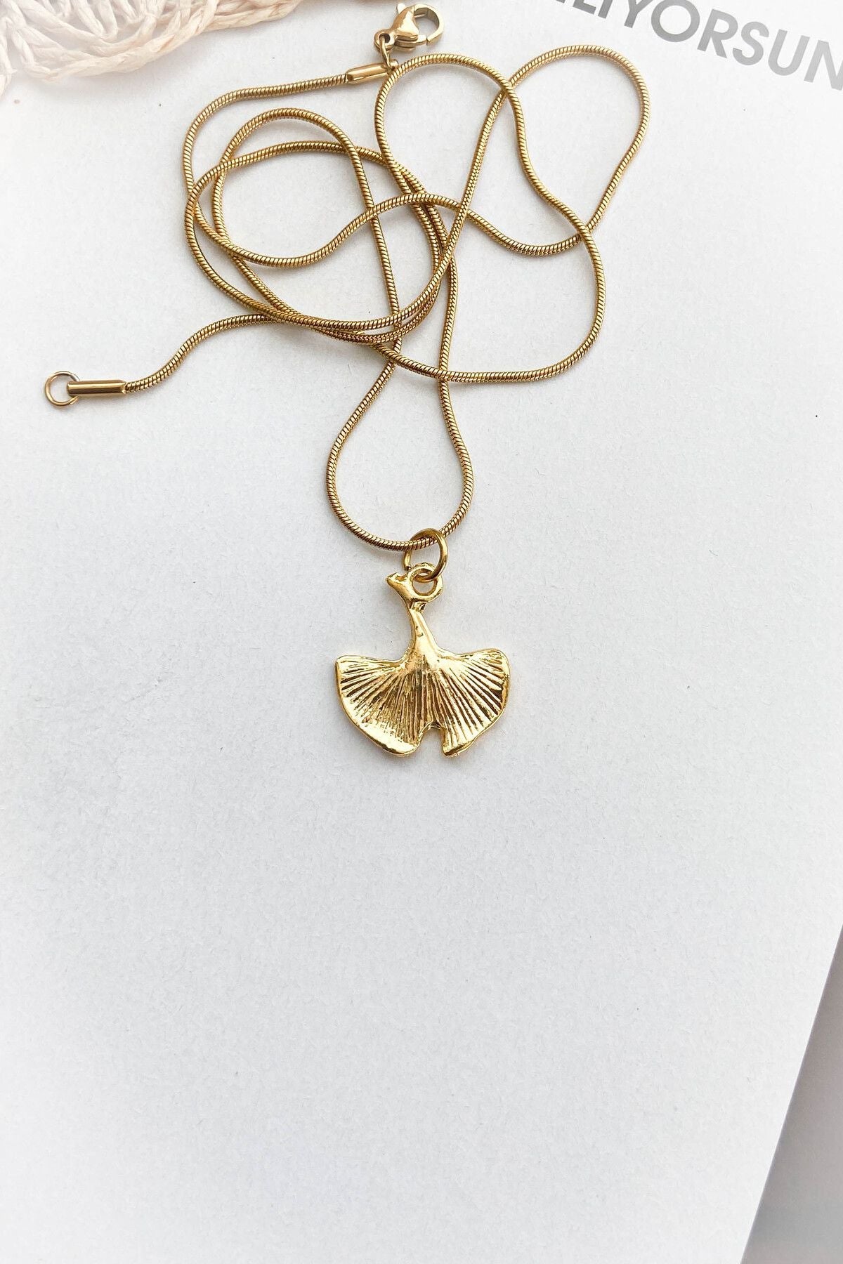 Çelik Deniz Kızı Kuyruğu Altın Renk İnce Zincir Çelik Kolye