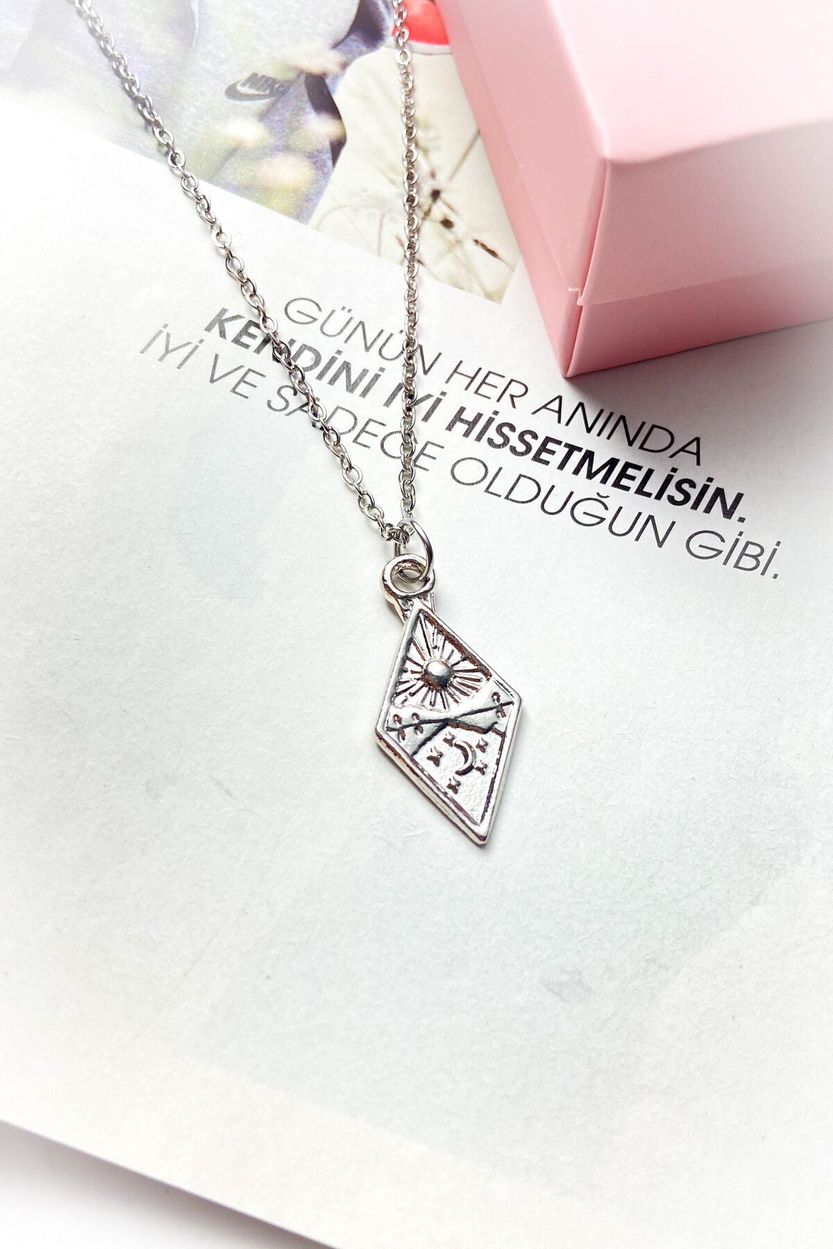 Çelik Gümüş Renk İnce Zincir Çelik Kolye