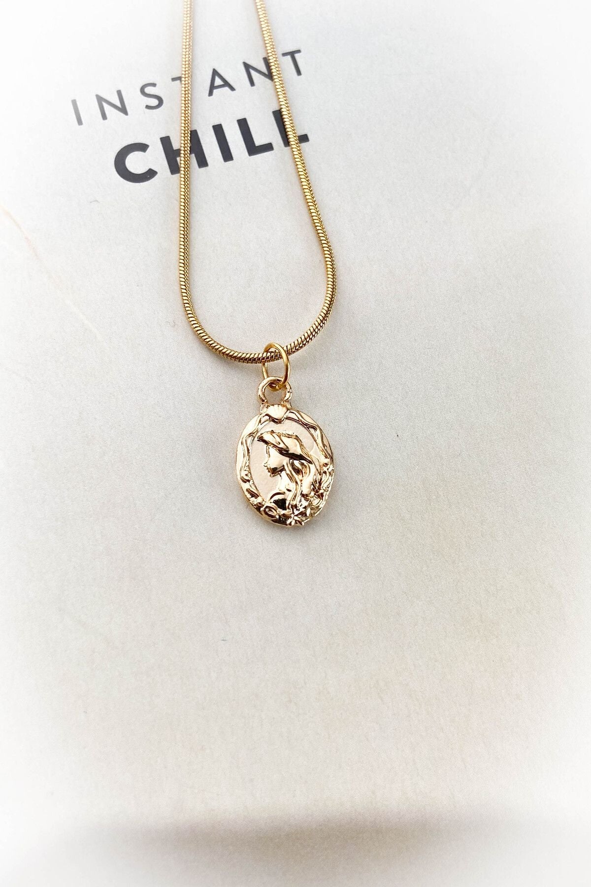 Deniz Kızı Vintage Çelik Kolye