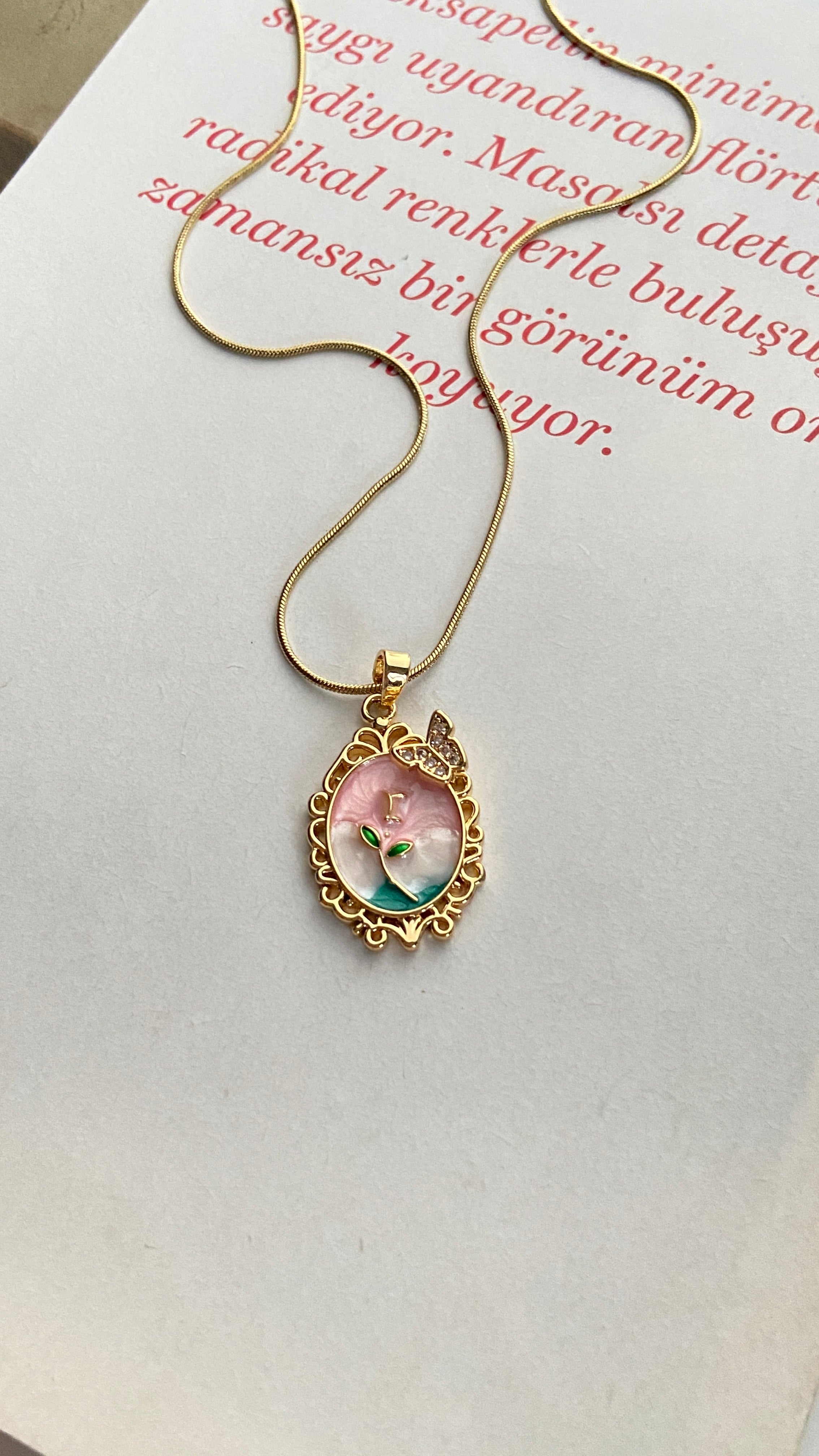 Çelik Çiçek Kolye