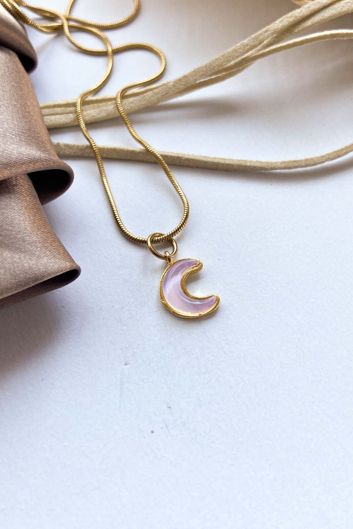 Çelik Ay Model Altın Renk Kadın Çelik Kolye 3 Farklı Zincir