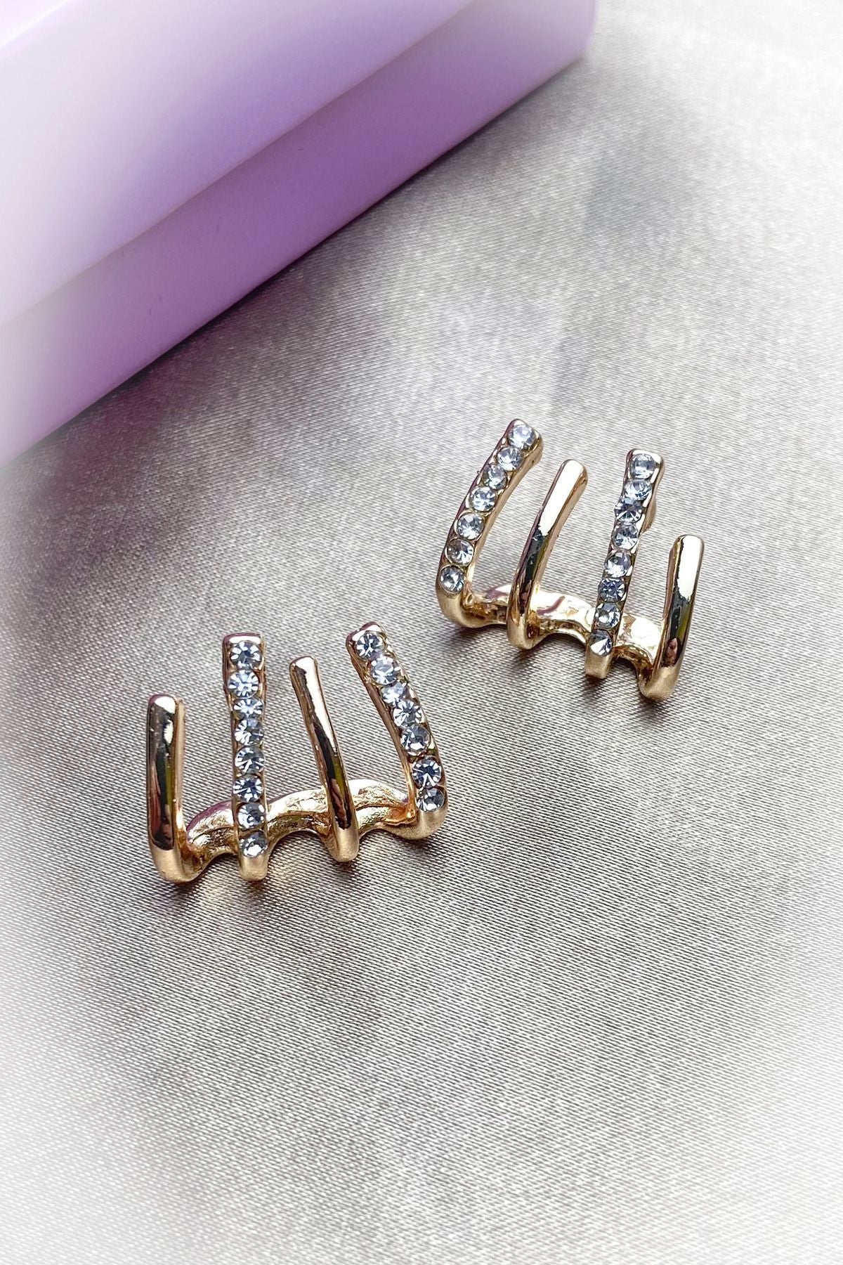 Taşlı Pençe Küpe gold altın gümüş renk