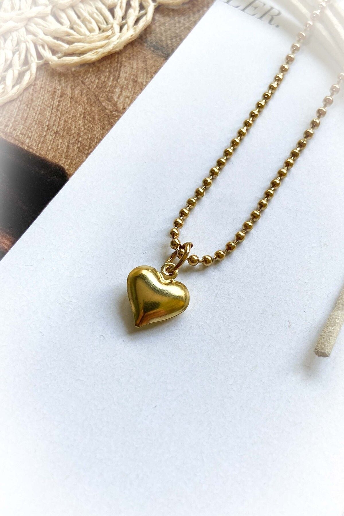 Kararmaz Çelik Top Zincirli Tombul Kalp Kolye Zarif Kadın Çelik Kolye