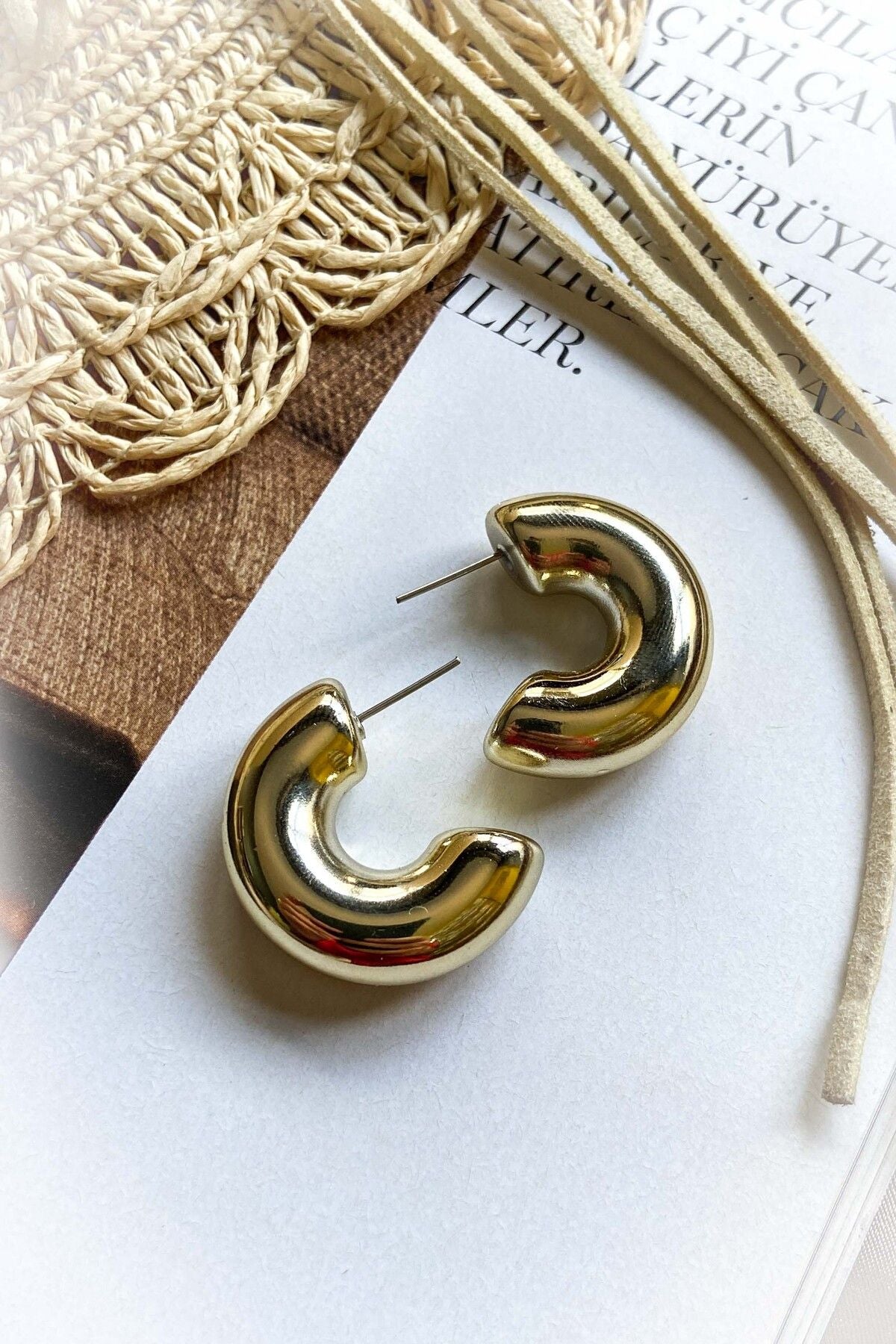 Tombul Halka Küpe 2 Farklı Renk Seçeneği