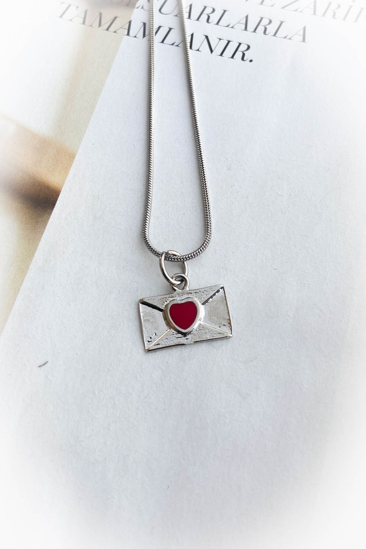 Çelik Gümüş Renk İnce Zincir Zarf ve Kalp Model Çelik Kolye 45 CM