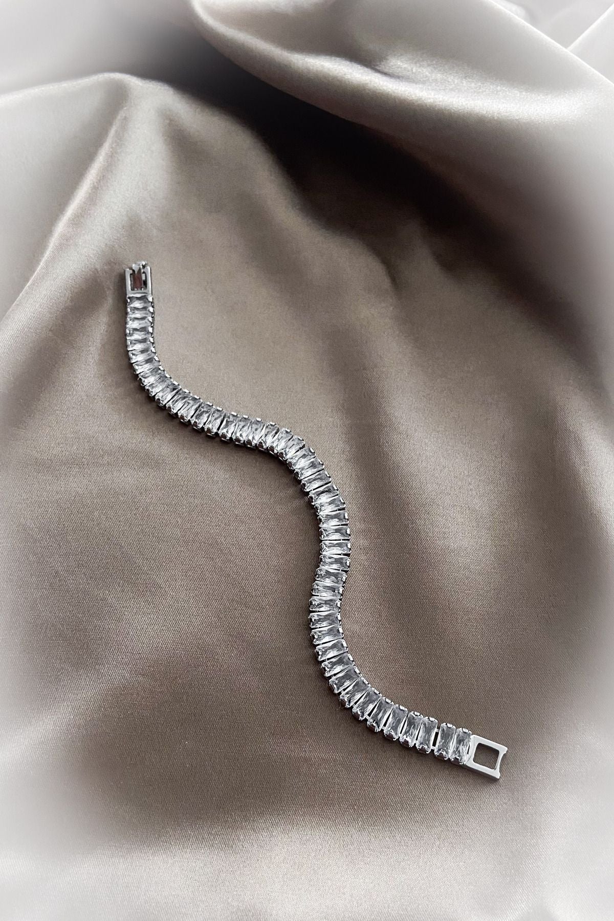 Baget Su Yolu Bileklik Gümüş Kaplama Kadın Bileklik