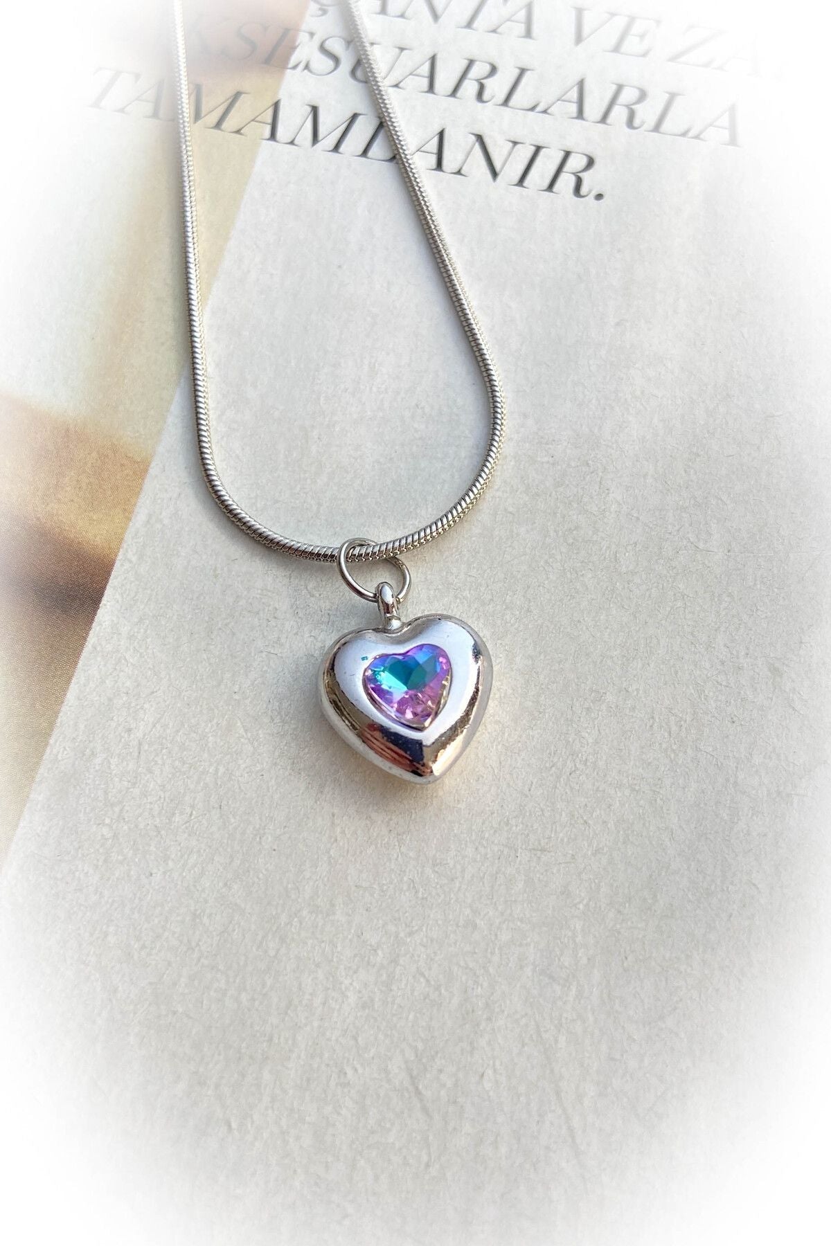 Çelik Gümüş Renk Kalpli Taş Detaylı Çelik Kolye 5 Farklı Taş Seçeneği